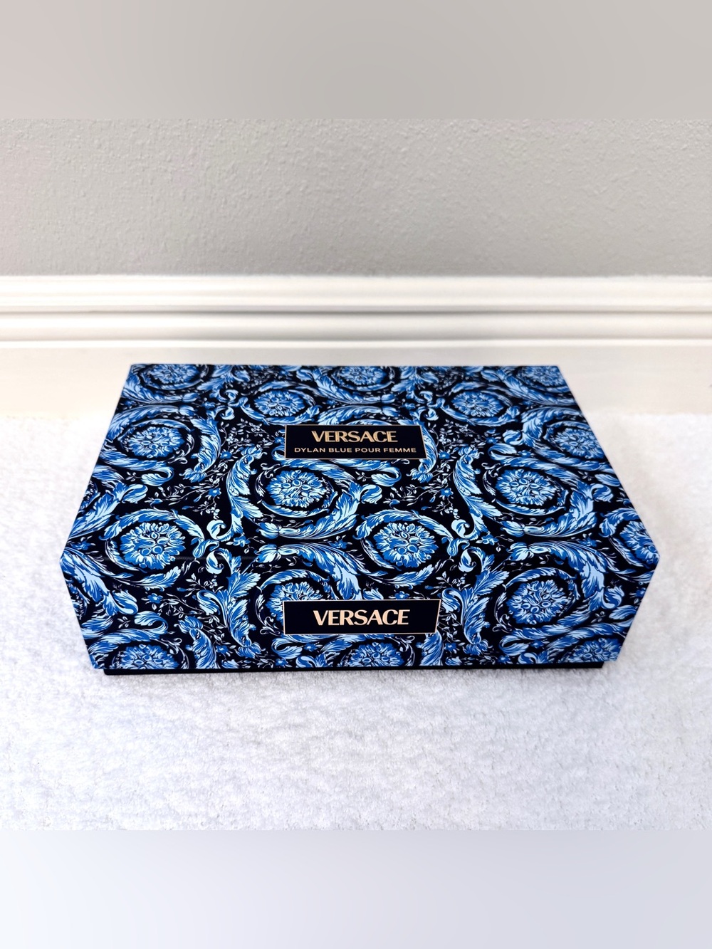 VERSACE Dylan Blue Pour Femme Perfume Gift Set Box
